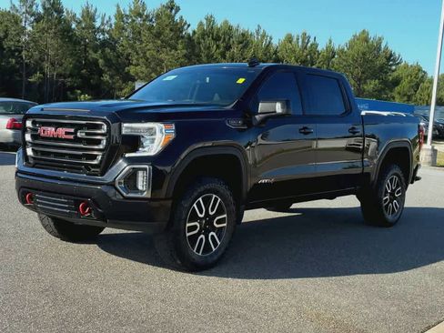 Used 2021 GMC Sierra 1500 AT4 w/ AT4 Value Package AWD/4WD image 4