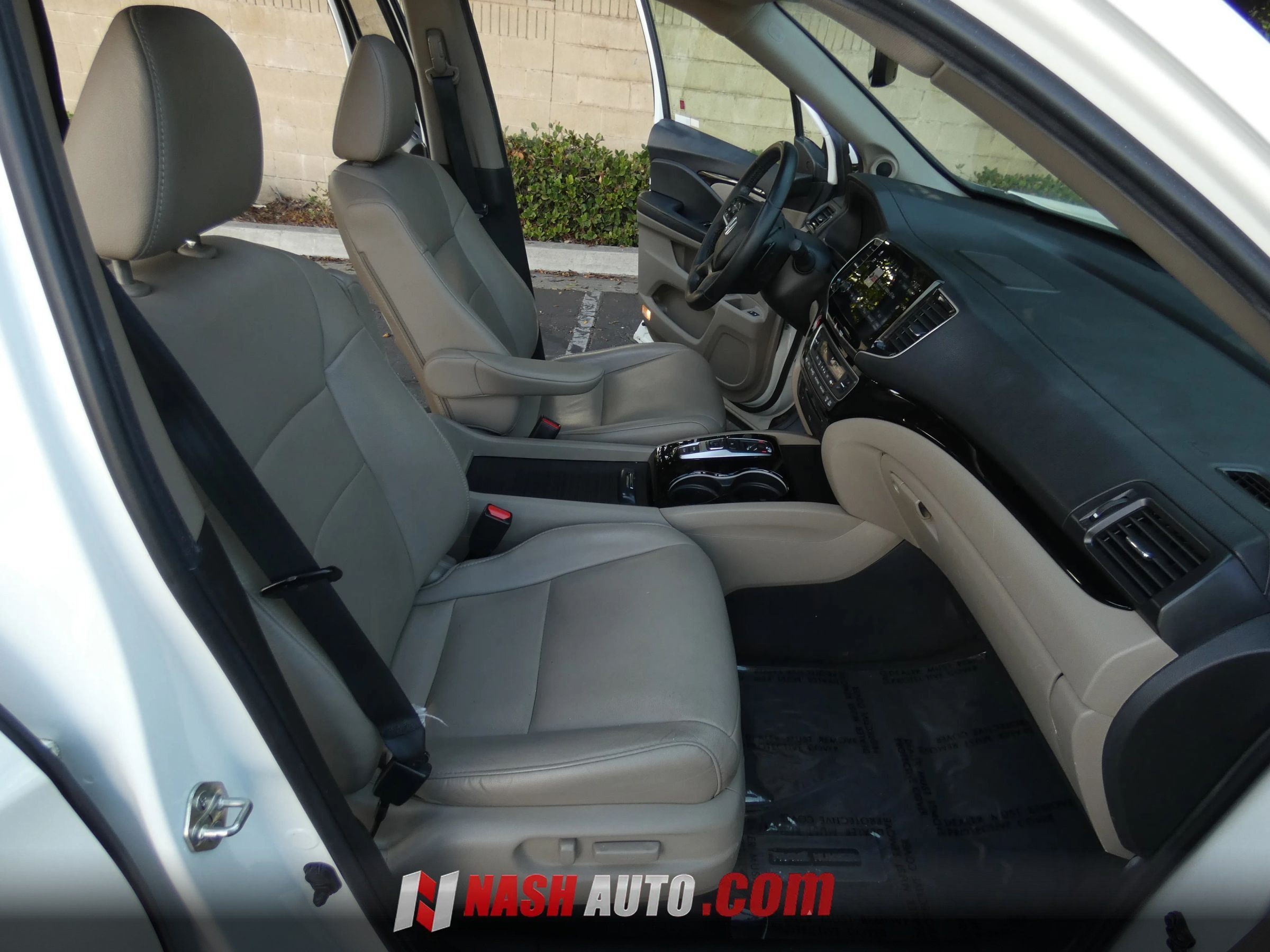 Used 2019 Honda Pilot Touring image 29