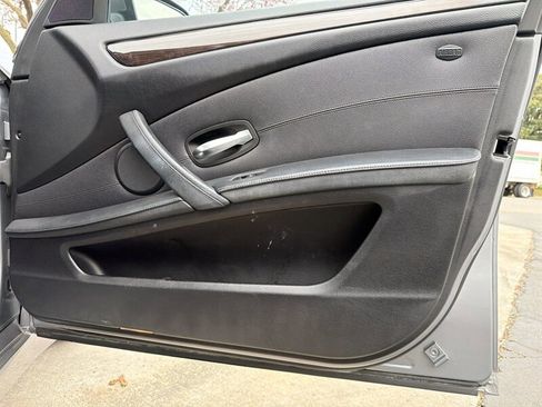 Used 2009 BMW 535i Sedan image 35