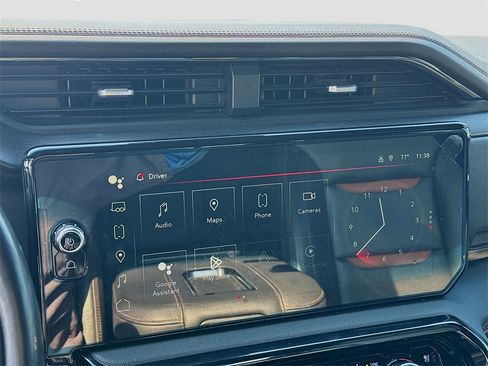 Used 2022 GMC Sierra 1500 AT4 w/ AT4 Preferred Package image 16