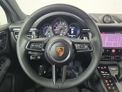 New 2026 Porsche Macan image 14