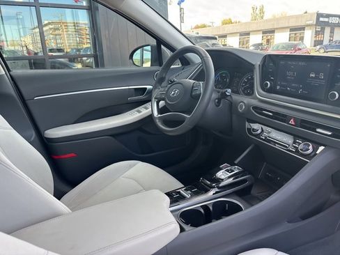 Used 2022 Hyundai Sonata SEL image 9