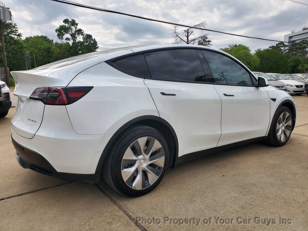 Used 2022 Tesla Model Y Long Range AWD/4WD image 8