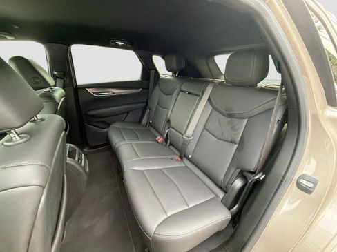 Certified 2023 Cadillac XT5 Luxury FWD image 18