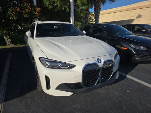 Certified 2023 BMW i4 eDrive35 RWD image 1