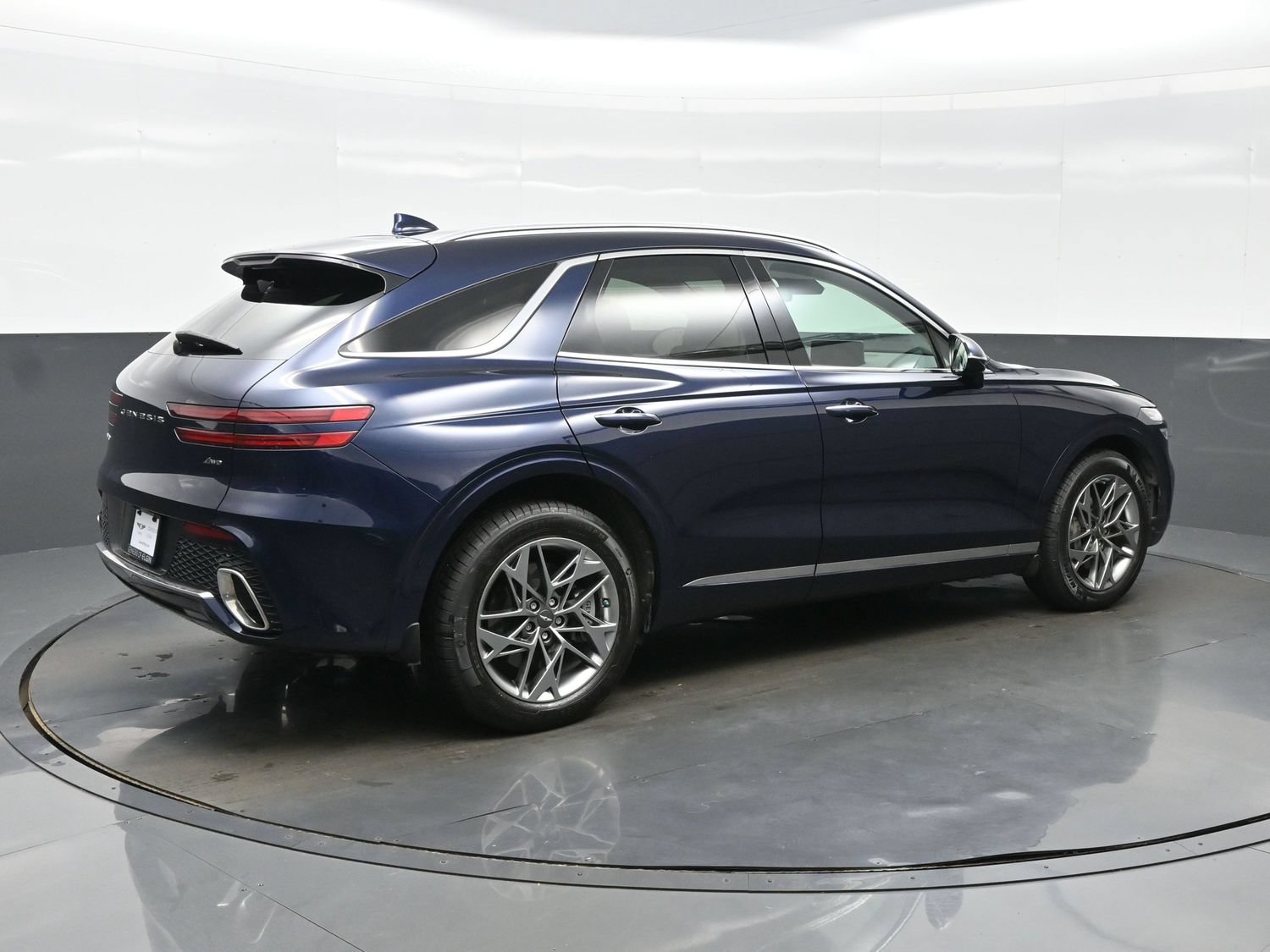 Used 2025 Genesis GV70 2.5T w/ Select Package AWD/4WD image 6
