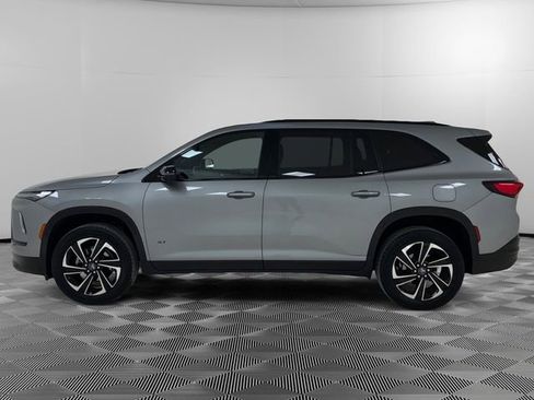 Certified 2025 Buick Enclave Sport Touring image 6