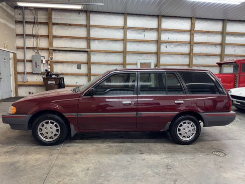 Used 1989 Mercury Tracer Base 4dr Wagon image 6