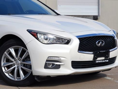 Used 2016 INFINITI Q50 Premium w/ 2.0T Premium Plus Package RWD image 18