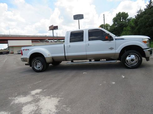 Used 2011 Ford F350 Lariat w/ Lariat Ultimate Pkg image 5