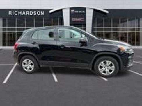 Used 2018 Chevrolet Trax LS FWD image 6