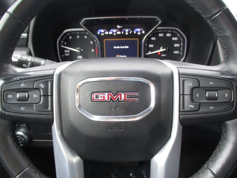 Used 2021 GMC Yukon SLT RWD image 16