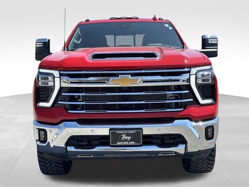 Used 2024 Chevrolet Silverado 2500 LTZ w/ LTZ Premium Package AWD/4WD image 7