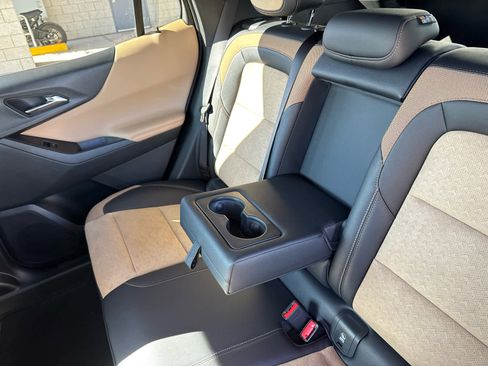 New 2026 Chevrolet Equinox ACTIV w/ Convenience Package III image 35