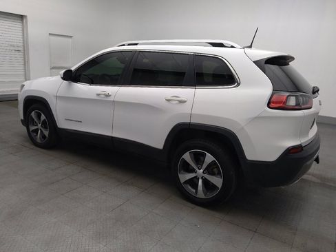 Used 2019 Jeep Cherokee Limited w/ Luxury Group FWD image 3