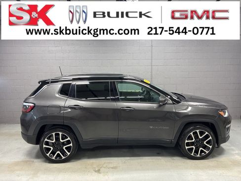 Used 2019 Jeep Compass Limited w/ Premium Lighting Group image 1