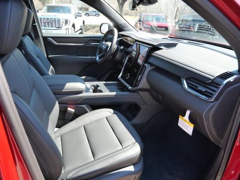 New 2026 GMC Acadia Elevation w/ Black Edition AWD/4WD image 27