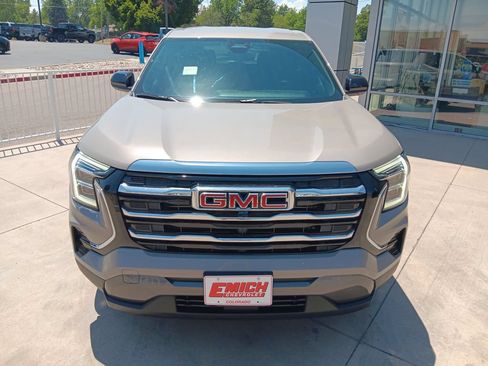 Used 2025 GMC Terrain Elevation AWD/4WD image 8