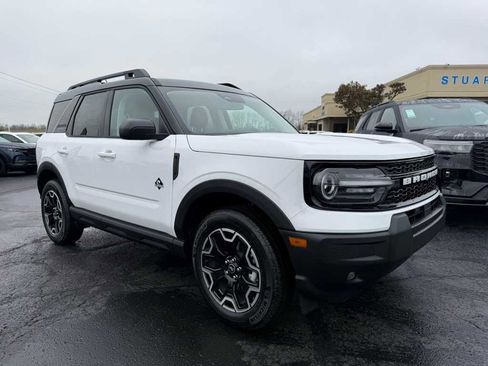 New 2025 Ford Bronco Sport Outer Banks image 1