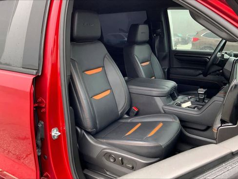 Used 2023 GMC Sierra 1500 AT4 w/ AT4 Premium Package image 8