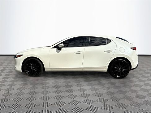 Used 2020 MAZDA MAZDA3 Premium image 9