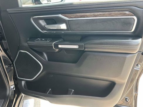 Used 2019 RAM 1500 Laramie AWD/4WD image 29