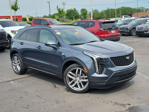 Used 2019 Cadillac XT4 Sport w/ Cold Weather Package FWD image 33