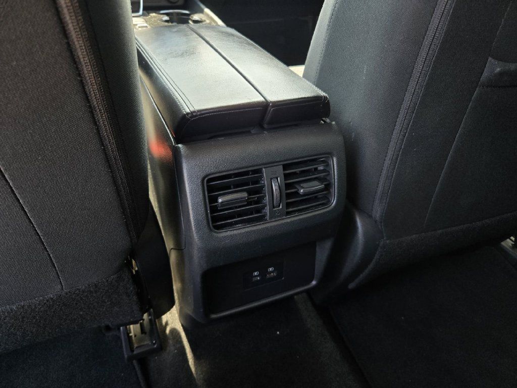 Certified 2023 Nissan Rogue SV FWD image 13