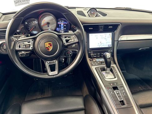 Used 2017 Porsche 911 Carrera 4S image 21