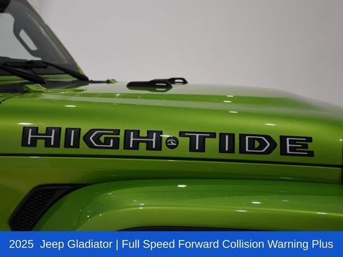 Used 2025 Jeep Gladiator Sport image 30