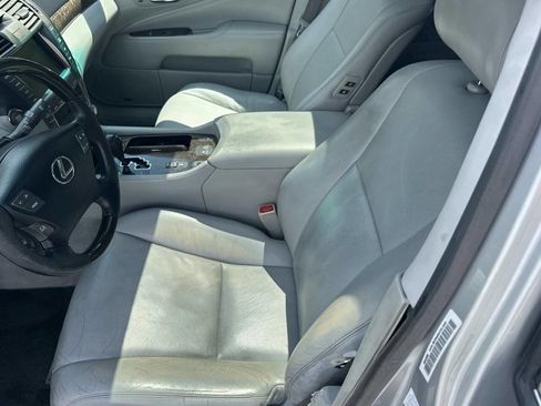 Used 2008 Lexus LS 460 RWD image 15