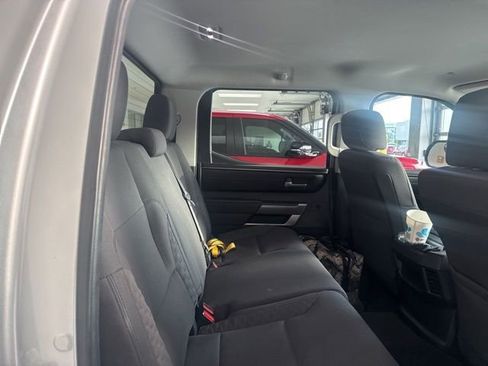 Used 2022 Toyota Tundra SR5 RWD image 12