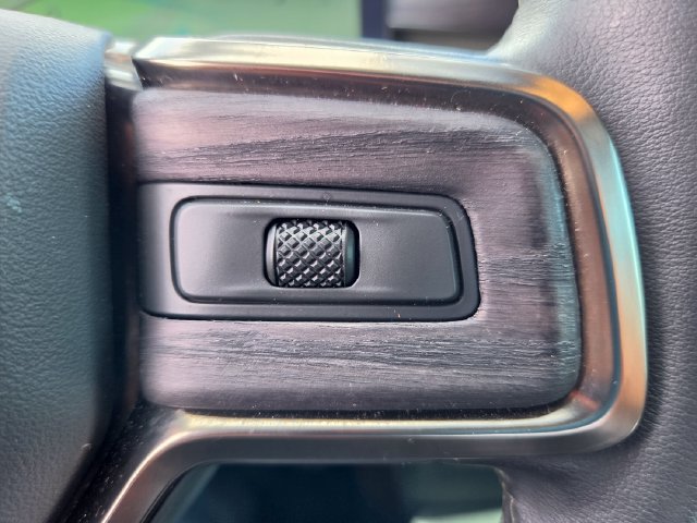 Used 2024 Rivian R1S Adventure Dual AWD/4WD image 36