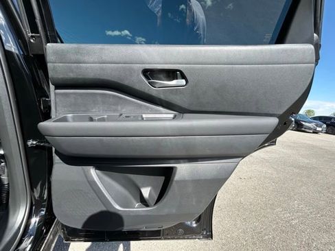 New 2026 Nissan Pathfinder SL AWD/4WD image 42