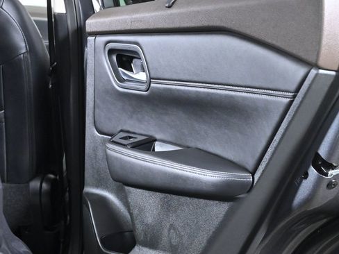 Certified 2023 Nissan Rogue SV w/ SV Premium B Package image 30