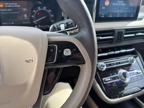 Used 2022 Lincoln Corsair AWD w/ Premium Package image 46