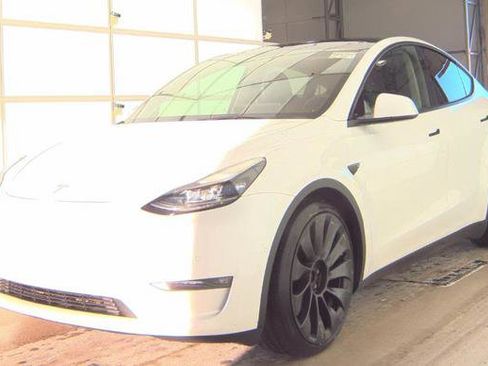 Used 2021 Tesla Model Y Performance image 1