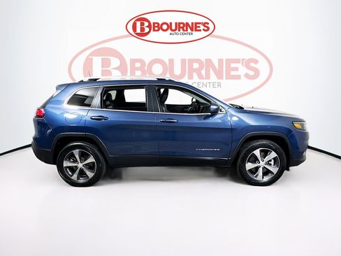 Used 2021 Jeep Cherokee Limited image 11