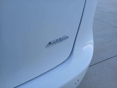 New 2027 Chrysler Pacifica Select AWD/4WD image 38