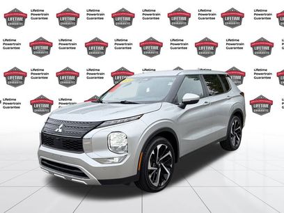 Used 2024 Mitsubishi Outlander SE