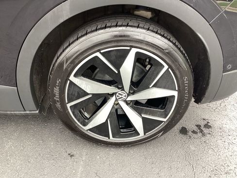 Used 2023 Volkswagen ID.4 Pro S image 22