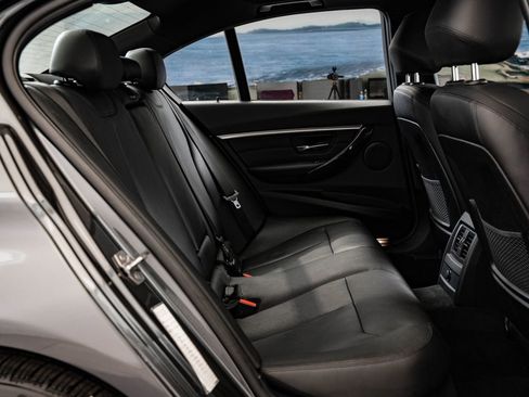 Used 2016 BMW 328i Sedan RWD image 40