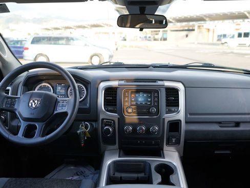 Used 2019 RAM 1500 Classic Warlock image 17