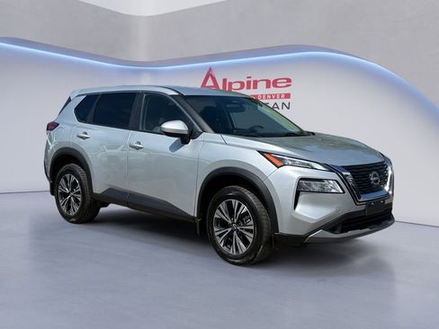 Used 2023 Nissan Rogue SV AWD/4WD image 7