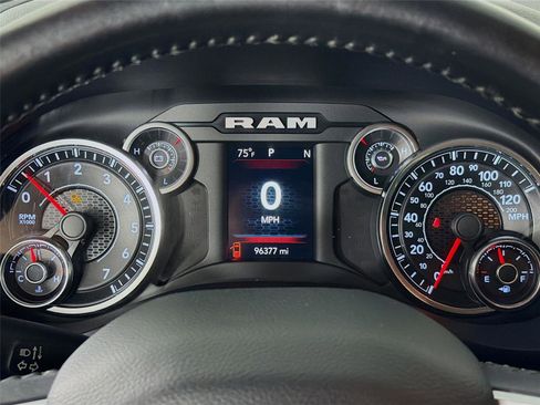 Used 2020 RAM 1500 Big Horn AWD/4WD image 13