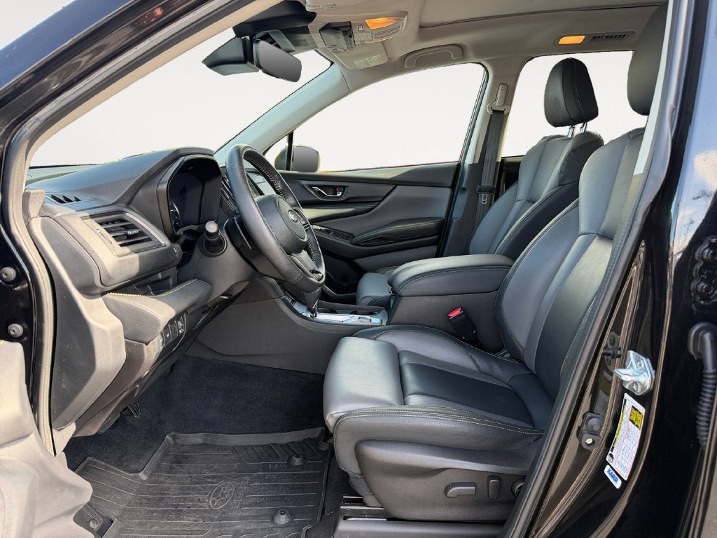 Used 2023 Subaru Ascent Onyx Edition Limited AWD/4WD image 7