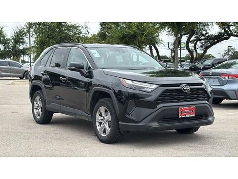 Certified 2025 Toyota RAV4 XLE FWD image 3