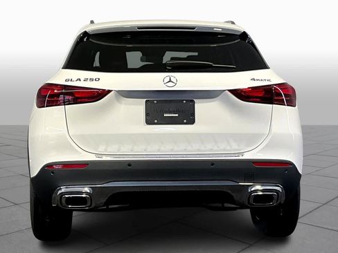 New 2026 Mercedes-Benz GLA 250 4MATIC image 4