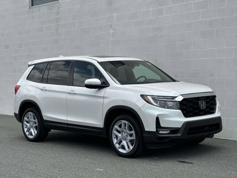 Used 2025 Honda Passport EX-L image 7