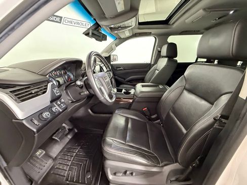 Used 2019 GMC Yukon SLT w/ Open Road Package AWD/4WD image 18